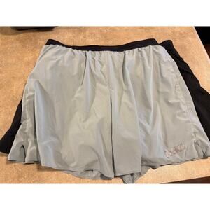 Men’s Hoka glide 7 inch shorts size extra large